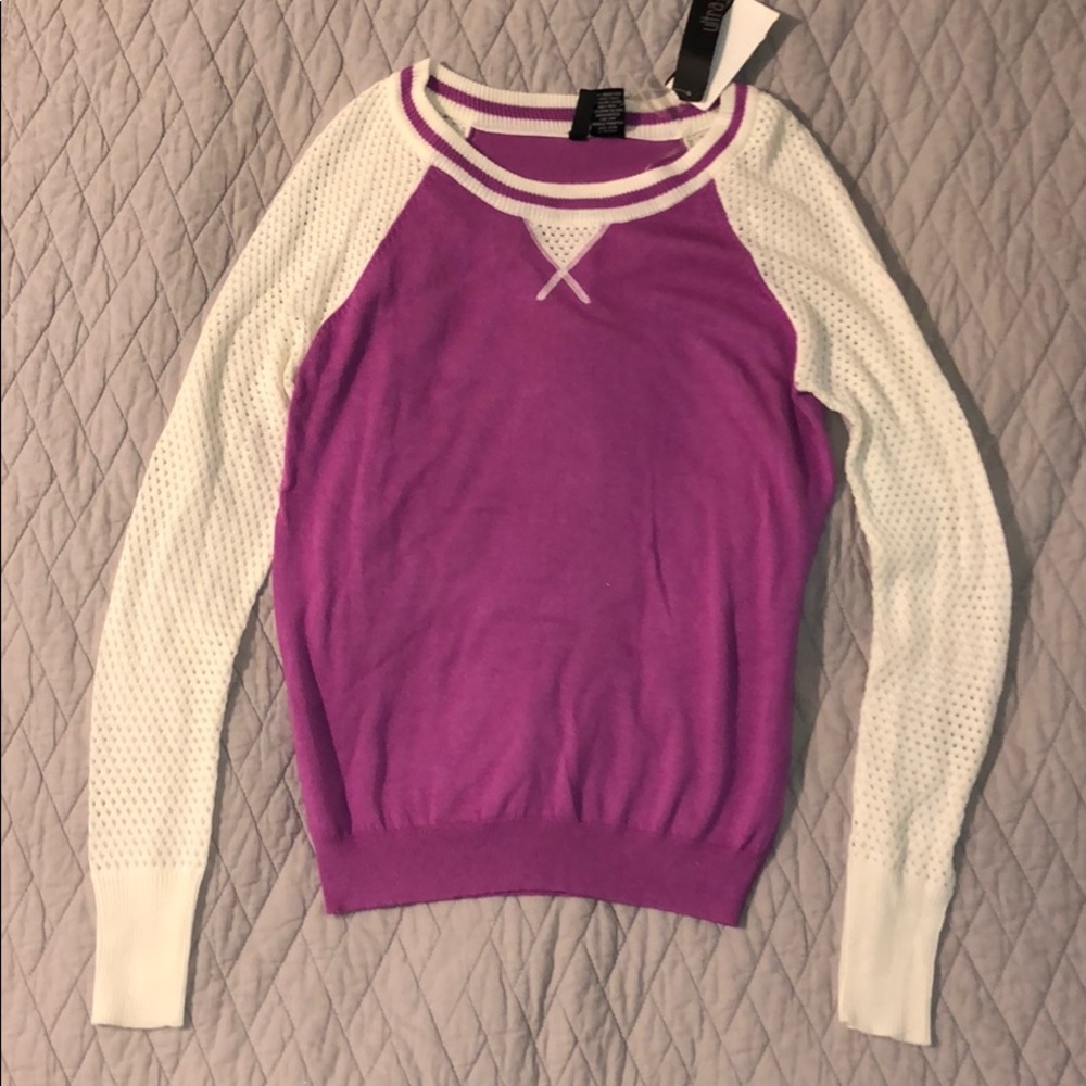 Ultra Flirt magenta raglan sleeve sweater